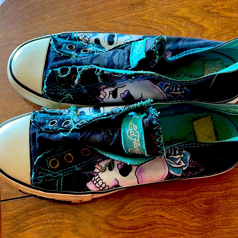 ED HARDY SLIP ON SNEAKERS WOMEN'S SIZE 7